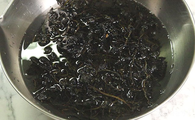 Soak dried gondre — step photo 2