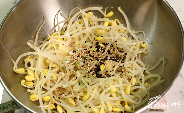 Season soybean sprouts — step photo 2