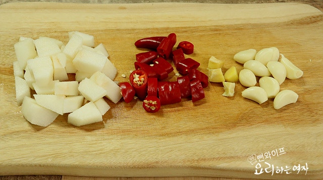 Make kimchi broth — step photo 1