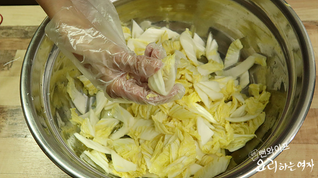 Salt the cabbage — step photo 2