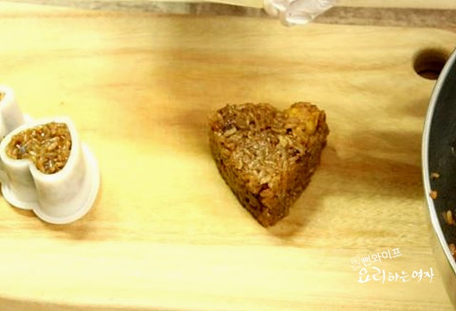 Shape the yakbap — step photo 1