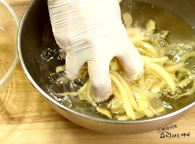 Debitter the bellflower root — step photo 3