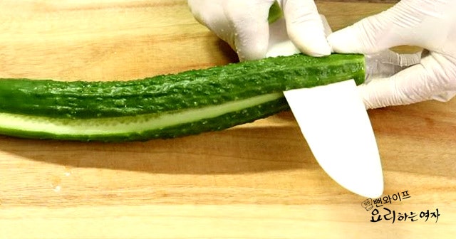 Salt the cucumber — step photo 1