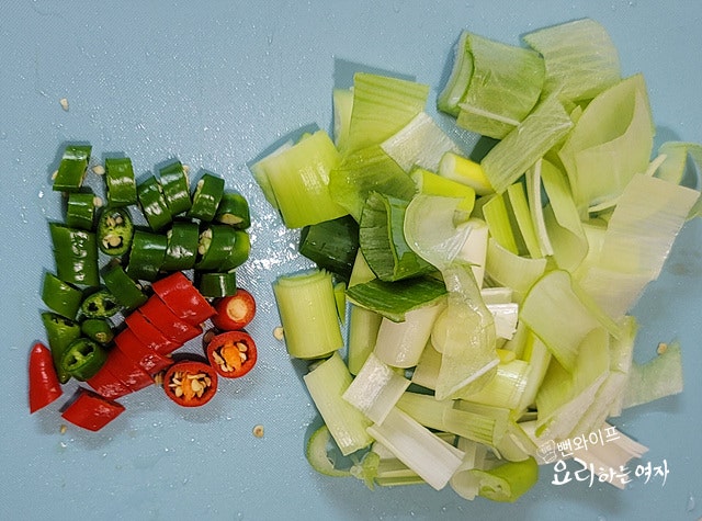 Cut the ingredients — step photo 3