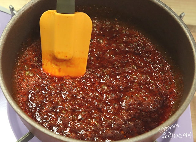 Simmer the sauce — step photo 2