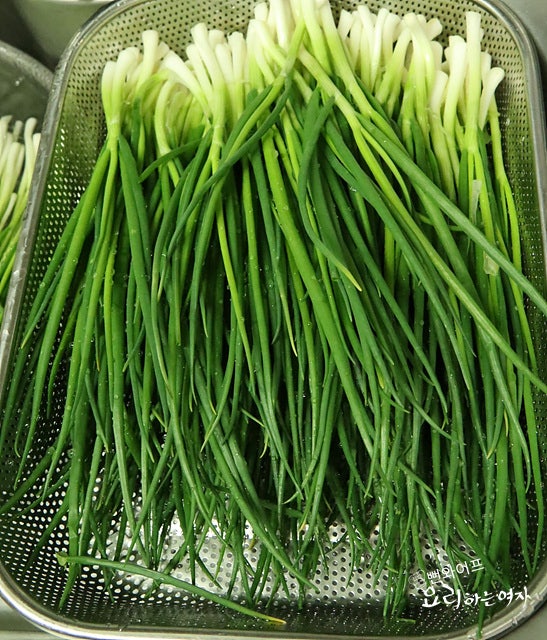 Prepare the scallions — step photo 3