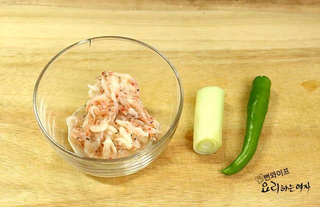 Make seasoned saeujeot — step photo 1