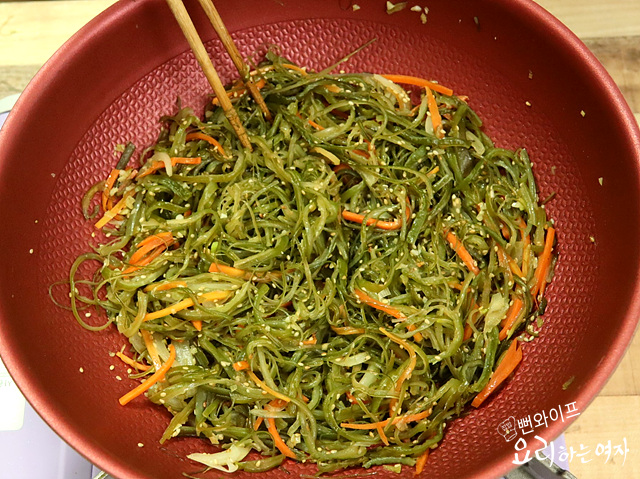 Stir-frying — step photo 2