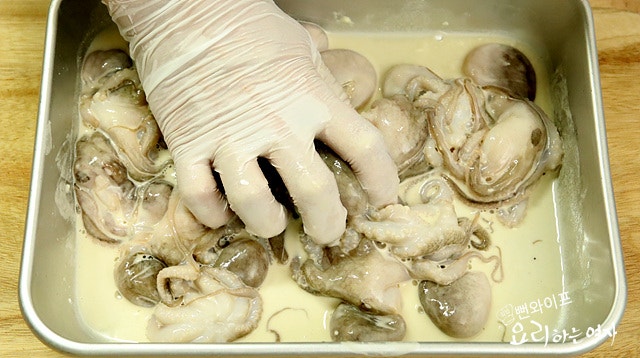 Clean the webfoot octopus — step photo 2