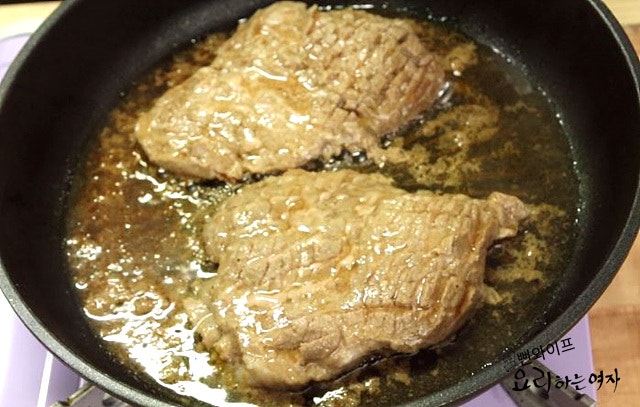Cook the meat — step photo 1