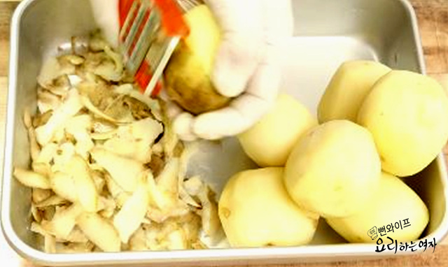 Prepare the potatoes — step photo 2