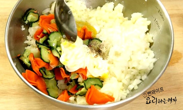 Make the potato salad — step photo 2