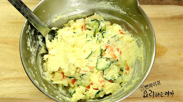 Make the potato salad — step photo 3
