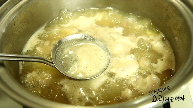 Add broth and boil — step photo 2