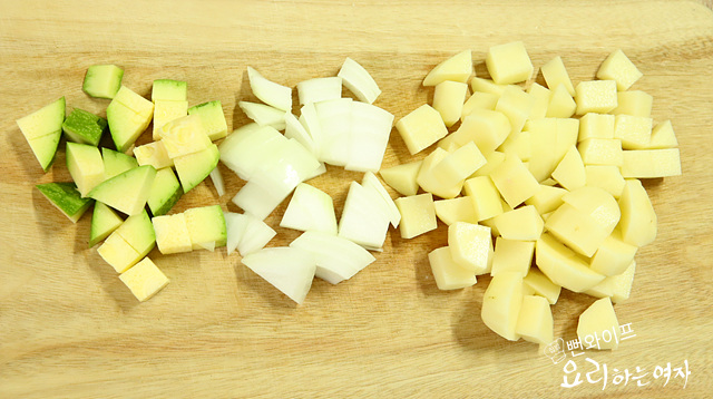 Chop the ingredients — step photo 1