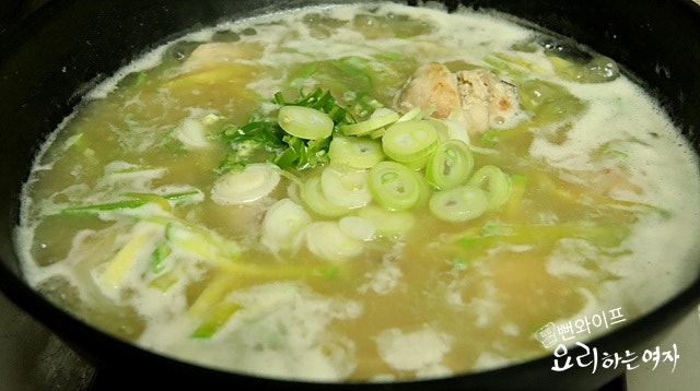 Add vegetables and finish — step photo 2