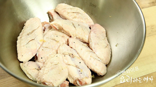 Season the wings — step photo 3