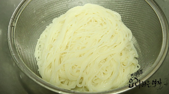 そうめんをゆでる — 手順の写真 3