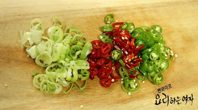 Cut the ingredients — step photo 3