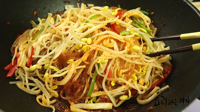 Finish the japchae — step photo 1