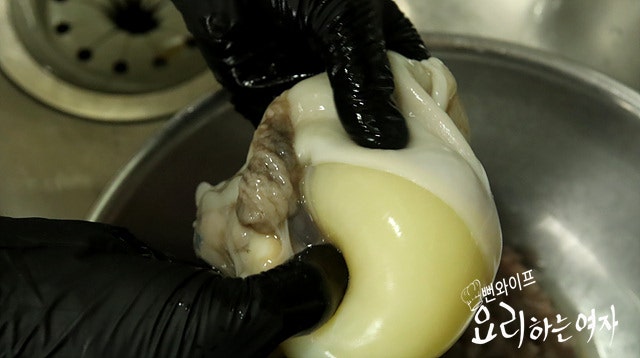 Clean the octopus — step photo 3