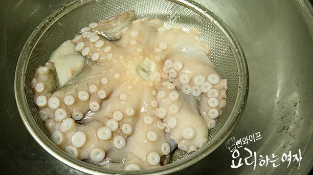 Clean the octopus — step photo 2