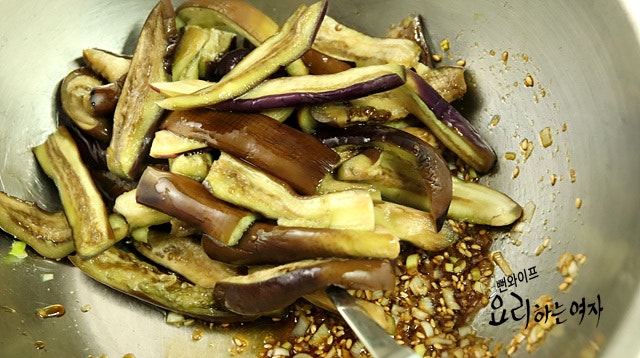 Toss with seasoning — step photo 2