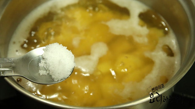 Simmer the potato soup — step photo 3