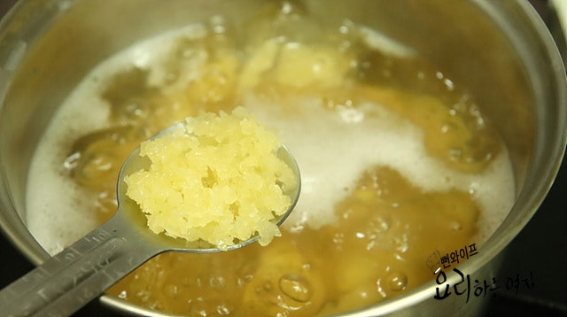Simmer the potato soup — step photo 1
