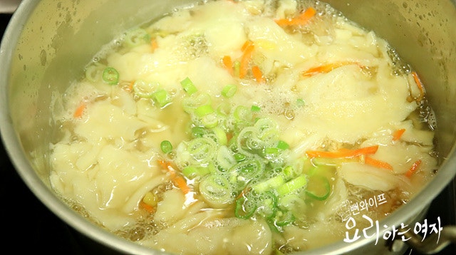 Add ingredients and boil — step photo 2