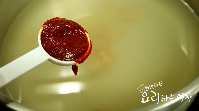 Season the broth — step photo 2