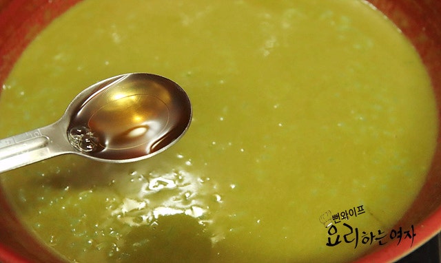 Simmer the abalone porridge — step photo 1