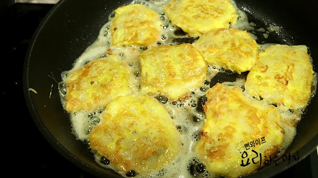 Coat in egg wash and pan-fry — step photo 2