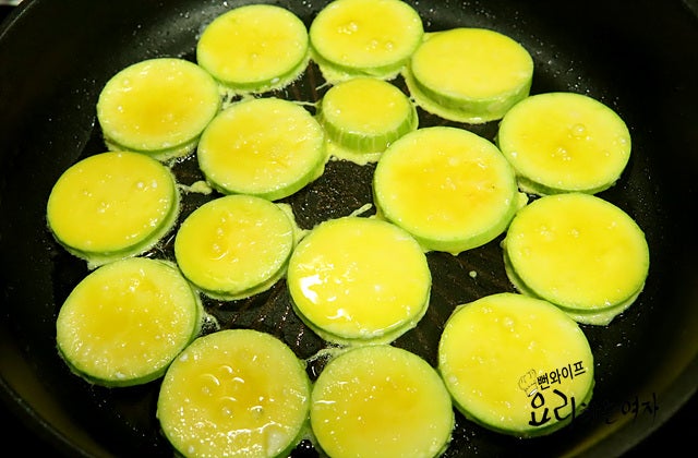 Coat in egg wash and pan-fry — step photo 1