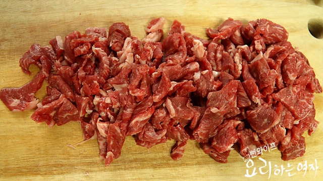 Cut the ingredients — step photo 1