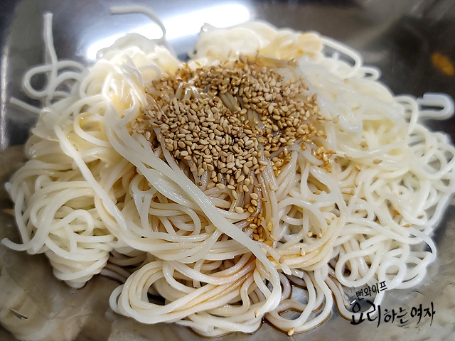 タレに和える — 手順の写真 1