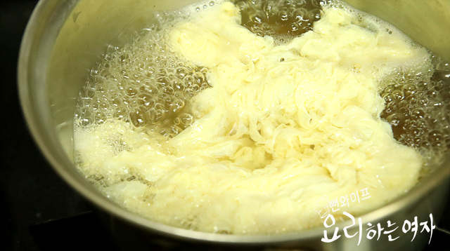 Make the broth — step photo 3
