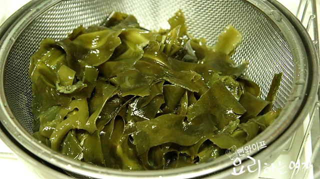 Prepare the wild rock seaweed — step photo 2