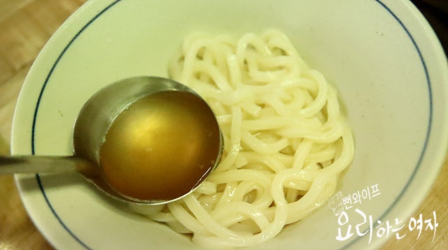 Cook the noodles — step photo 2