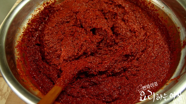 Make the gimjang kimchi seasoning — step photo 2
