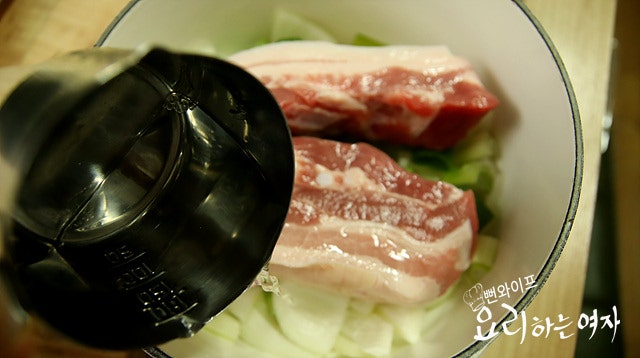 肉を茹でる — 手順の写真 1