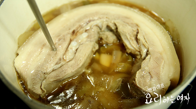 肉を茹でる — 手順の写真 1
