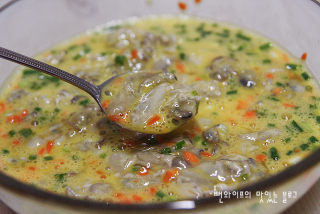 Pan-fry the oysters — step photo 1