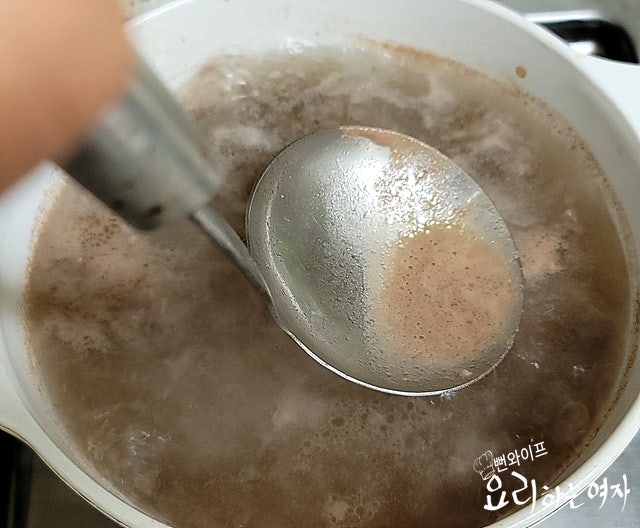 Sauté the beef — step photo 3