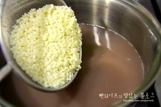 もち米粥を炊く — 手順の写真 1
