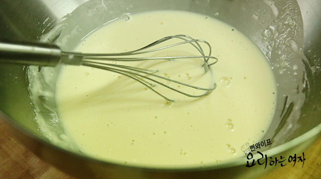 Make the batter — step photo 2