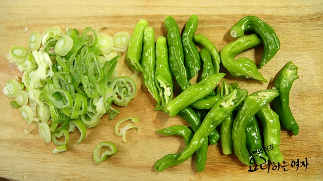 Slice the ingredients — step photo 2