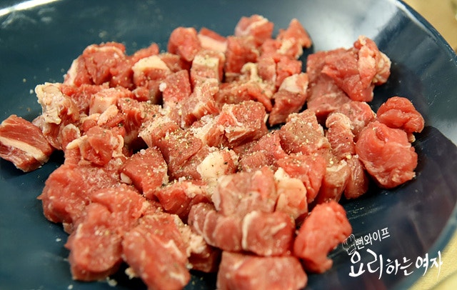 Prepare the beef — step photo 2