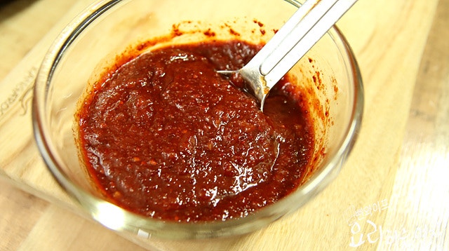 Make the sauce and slice the vegetables — step photo 1