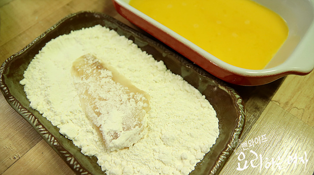 Coat in egg wash and pan-fry — step photo 1